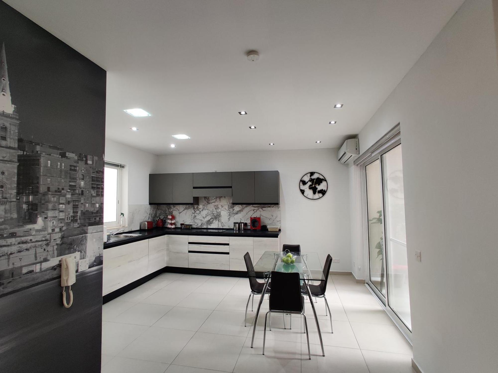 Depiro Point Deluxe - Modern, Designer Apartment 2 Minutes Away From Popular Sliema Seafront Exterior foto