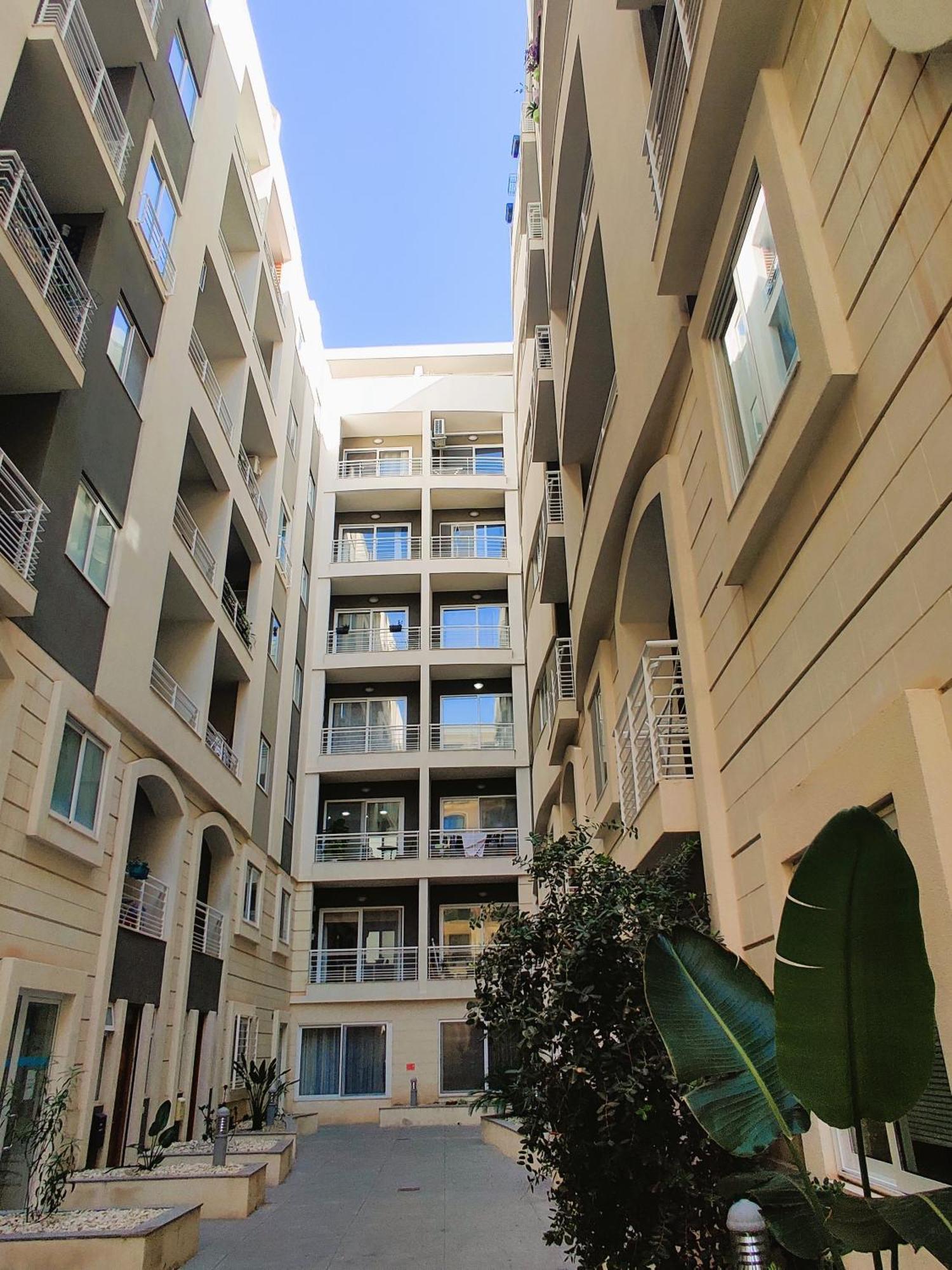 Depiro Point Deluxe - Modern, Designer Apartment 2 Minutes Away From Popular Sliema Seafront Exterior foto