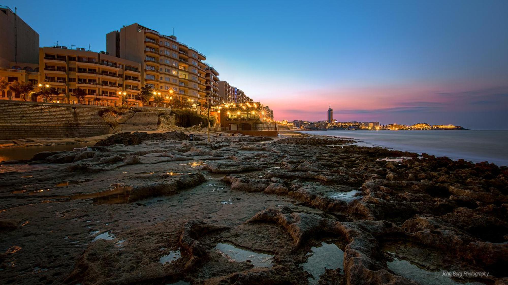 Depiro Point Deluxe - Modern, Designer Apartment 2 Minutes Away From Popular Sliema Seafront Exterior foto